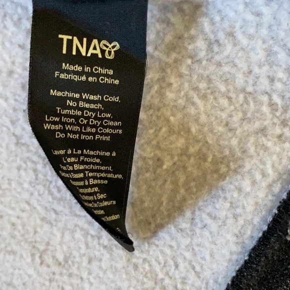 Aritzia TNA Women’s Full Zip Sweater Sz M - Picture 4 of 8